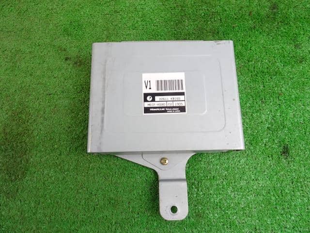 Engine Control Unit SUBARU Sambar 2001 GD-TT2 2611KB160 — photo 1