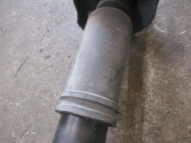Rear Right Shock Absorber MITSUBISHI Delica D5 2008 DBA-CV5W — photo 3