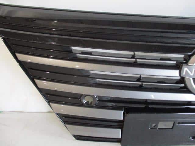 Radiator Grille NISSAN Note 2022 E13 — photo 2