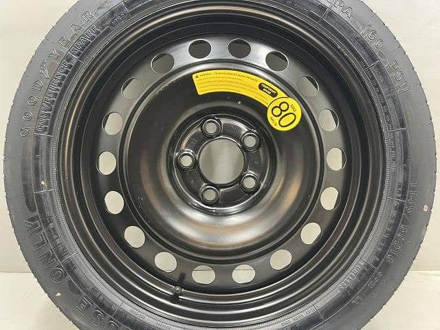 Wheel CHRYSLER Chrysler 300c 2008 ABA-LX35 — photo 2