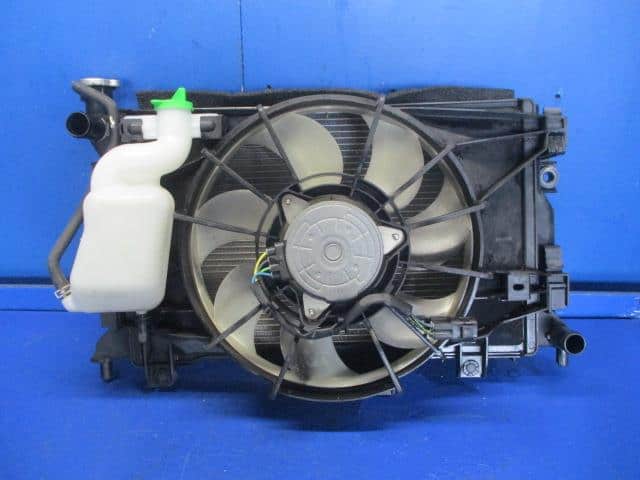 Radiator SUZUKI Carry 2014 EBD-DA16T 1770082M00 — photo 2