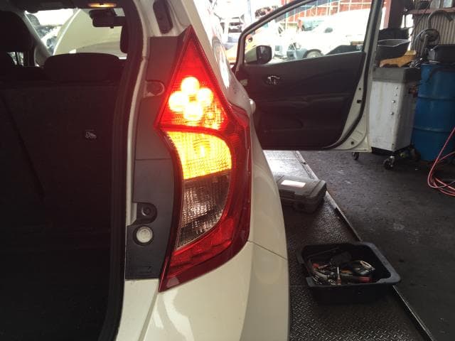 Right Tail Light NISSAN Note 2016 DBA-E12 — photo 5