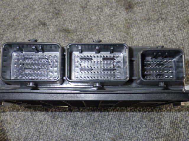Engine Control Unit NISSAN X-Trail 2017 DBA-T32 — photo 4
