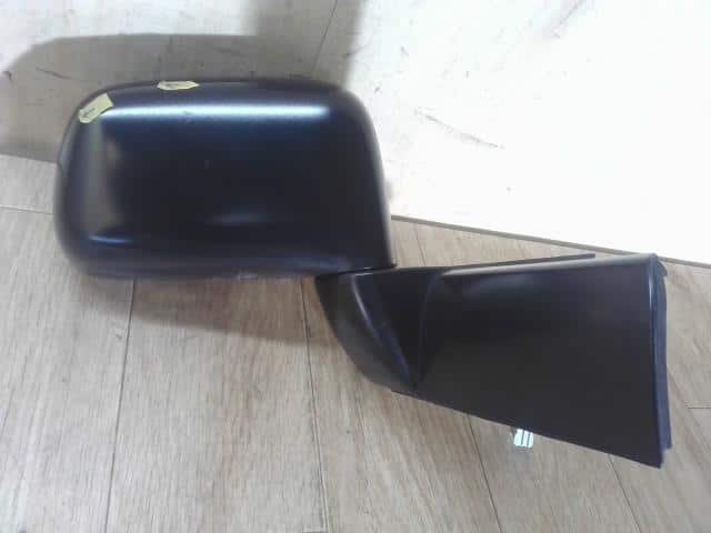 Right Side Mirror HONDA Mobilio 2002 LA-GB1 — photo 1