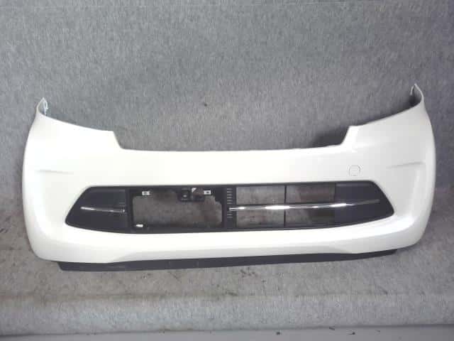 Front Bumper HONDA N-wgn 2018 DBA-JH1 — photo 1