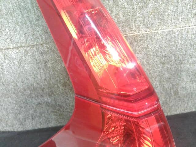 Left Tail Light HONDA CR-V 2011 DBA-RM1 — photo 3