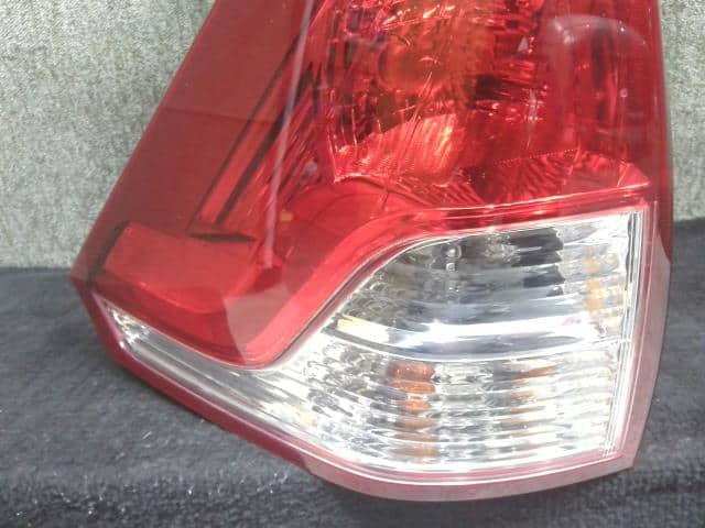 Left Tail Light HONDA CR-V 2011 DBA-RM1 — photo 4
