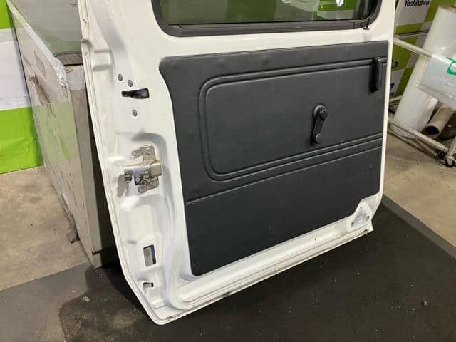 Rear Left Door Assembly DAIHATSU Hijet 2021 3BD-S321V — photo 6