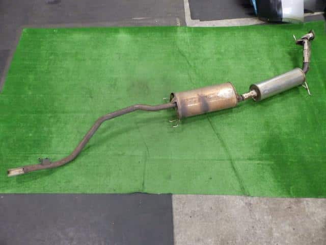 Rear Muffler HONDA Step Wagon 2003 UA-RF7 18030S7S901 — photo 1