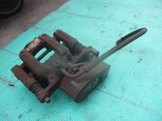 Rear Left Caliper PEUGEOT 308 2015 ABA-T9WHN02 — photo 1