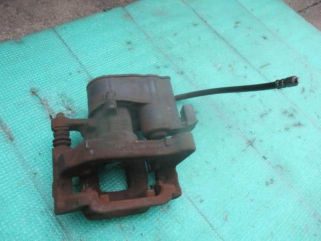 Rear Left Caliper PEUGEOT 308 2015 ABA-T9WHN02 — photo 3
