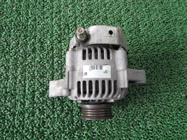 Alternator DAIHATSU Move 2002 UA-L150S — photo 1