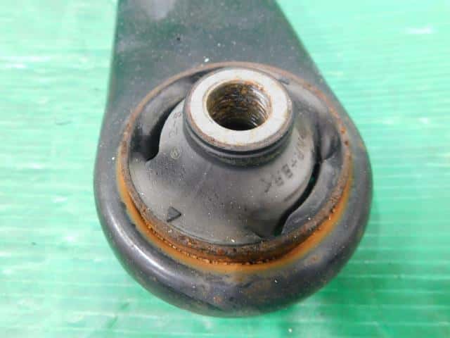 Front Left Lower Control Arm MITSUBISHI Galant Fortis 2010 DBA-CY3A — photo 4