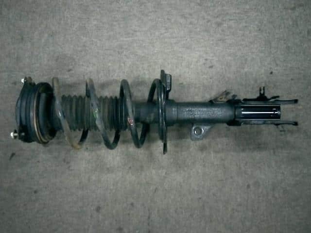 Front Right Strut NISSAN Serena 2021 5AA-GFNC27 — photo 1