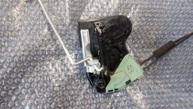 Rear Right Door Lock Actuator SUZUKI Wagon R 2018 DBA-MH35S — photo 2