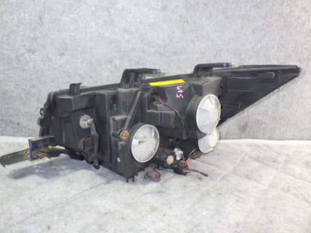 Right Headlight MITSUBISHI Delica D5 2010 DBA-CV4W — photo 2