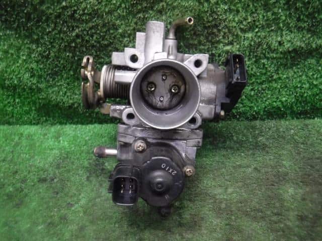 Throttle Body MITSUBISHI eK Sport 2002 LA-H81W — photo 1