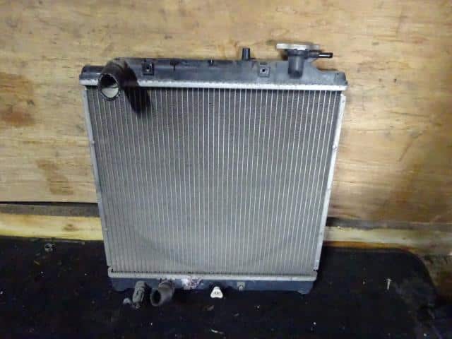 Radiator HONDA Acty 1999 GD-HH5 — photo 2