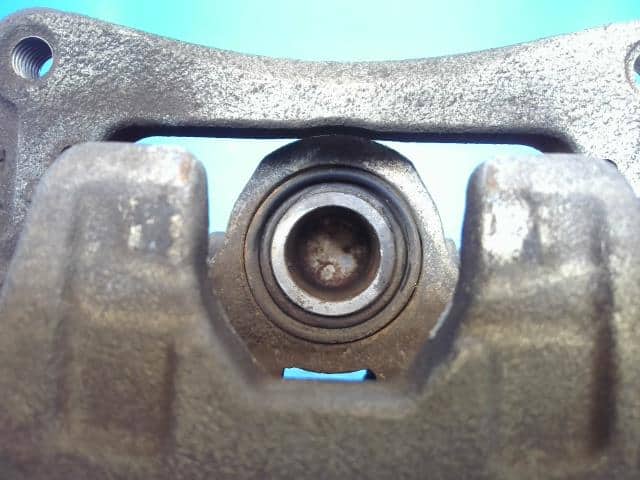 Rear Left Caliper MITSUBISHI Outlander 2006 DBA-CW5W — photo 4