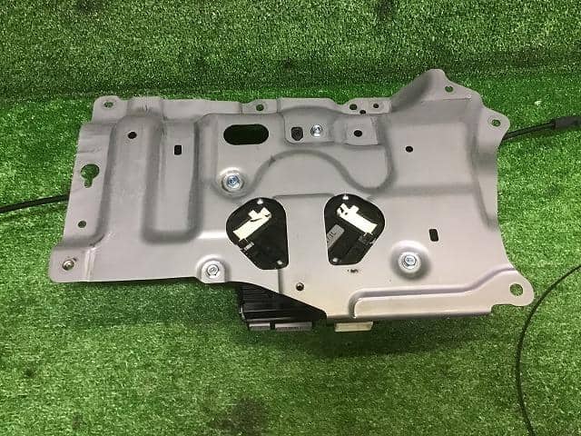 Left Power Slide Door Motor HONDA Odyssey 2015 DBA-RC1 — photo 5