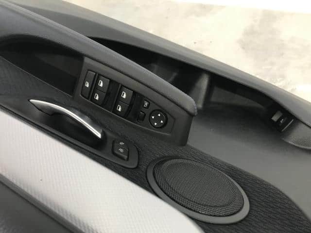 Front Right Door Trim BMW 2017 LDA-2C20 51418064116 — photo 4