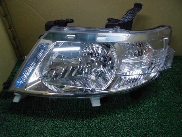 Left Headlight NISSAN Serena 2007 DBA-CC25 — photo 1
