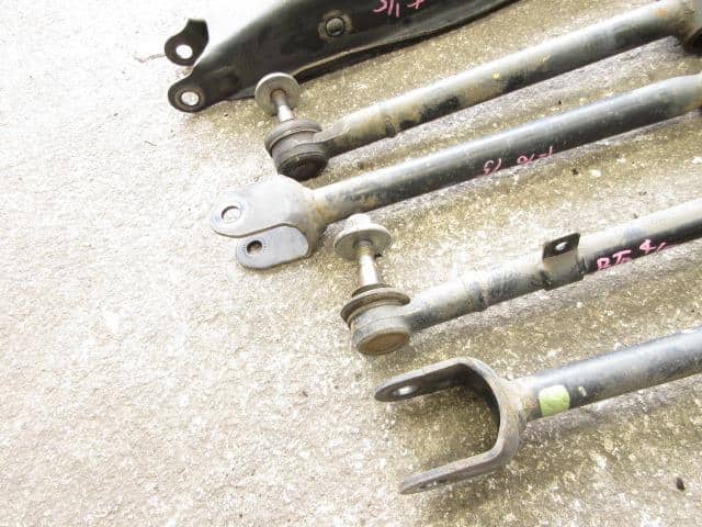 Rear Right Lower Control Arm TOYOTA Crown 2008 DBA-GRS200 4873030130 — photo 5