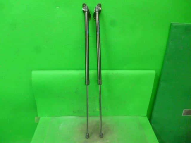 Tail Gate Damper NISSAN Roox 2020 5AA-B44A — photo 1