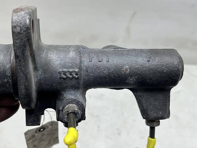 Brake Master Cylinder BMW 3 Series 1991 E-CA18 — photo 5