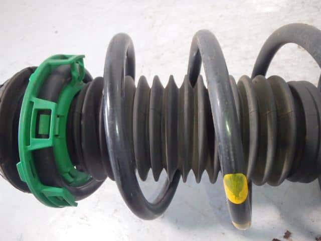 Front Right Strut Assembly HONDA Fit 2016 DBA-GK4 — photo 3