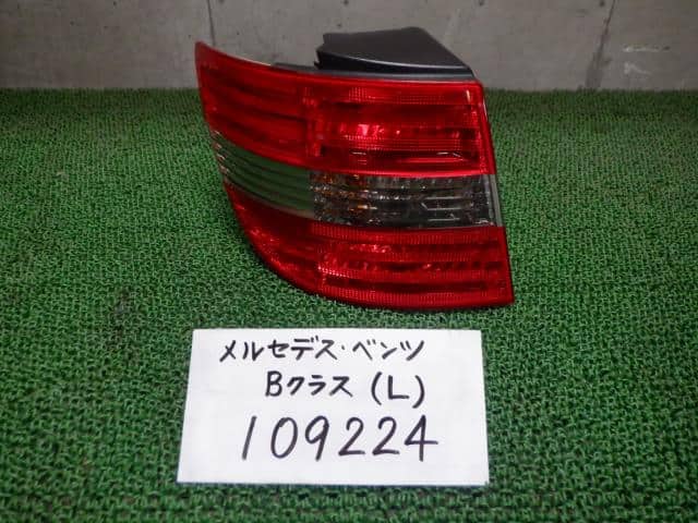 Left Tail Light MERCEDES-BENZ Benz b class 2009 CBA-245232 A1698202364 — photo 1