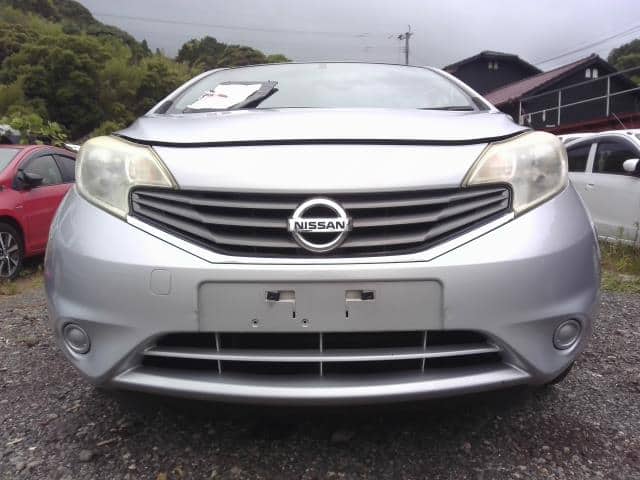 Front Bumper NISSAN Note 2015 DBA-E12 — photo 1