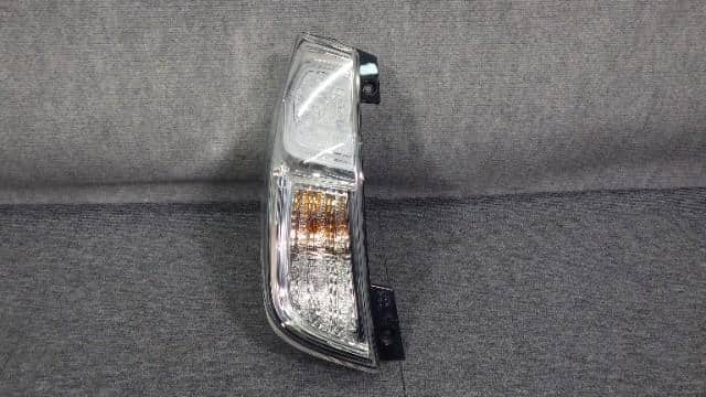 Left Tail Light MITSUBISHI Ek space 2018 DBA-B11A — photo 1