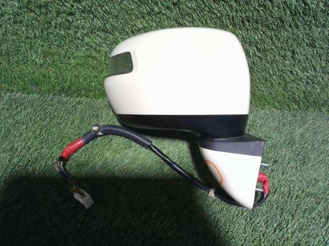 Right Side Mirror HONDA N BOX 2015 DBA-JF1 76200TY0N01ZY — photo 1