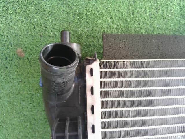 Radiator NISSAN Note 2014 DBA-E12 — photo 3