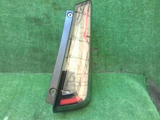 Right Tail Light NISSAN Serena 2022 5BA-NC28 — photo 1