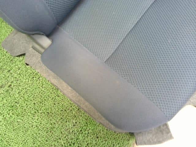 Driver's Seat DAIHATSU Hijet 2009 EBD-S331V — photo 3