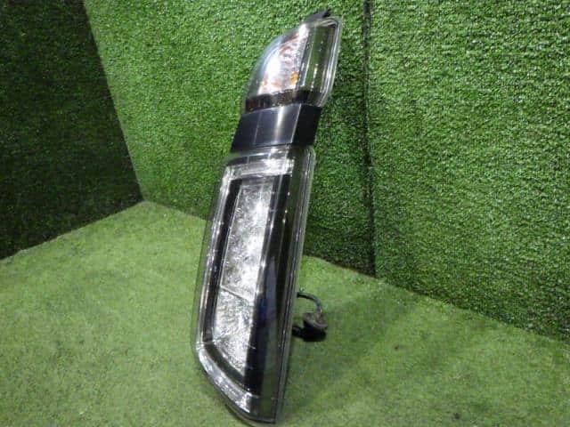 Right Tail Light HONDA N-wgn 2014 DBA-JH1 — photo 1
