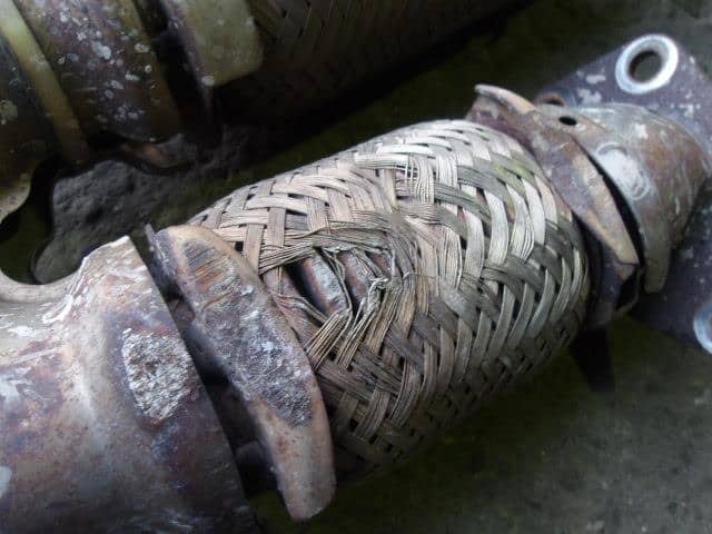 Front Exhaust Pipe NISSAN Teana 2011 DBA-J32 — photo 3