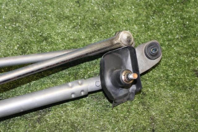 Front Wiper Motor SUZUKI Solio 2011 DBA-MA15S — photo 4