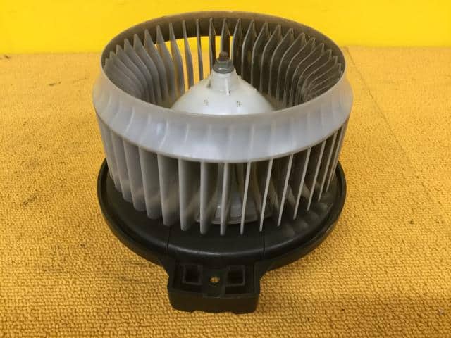 Blower Motor HONDA Life 2006 CBA-JB6 — photo 2
