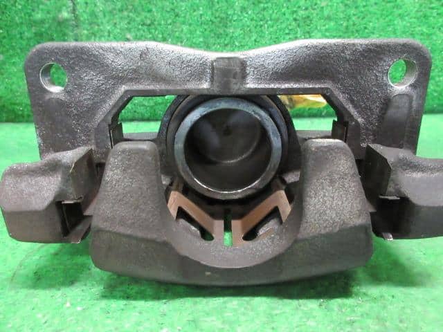 Front Right Caliper HONDA Fit 2007 DBA-GE6 — photo 3