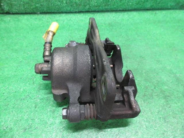 Front Right Caliper HONDA Fit 2002 LA-GD1 — photo 4