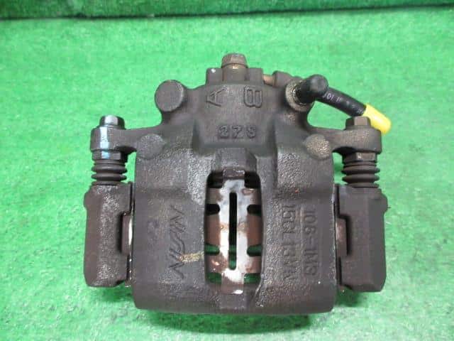 Front Left Caliper HONDA Fit 2002 LA-GD1 — photo 5
