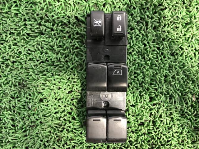 Power Window Switch NISSAN Note 2015 DBA-E12 — photo 1