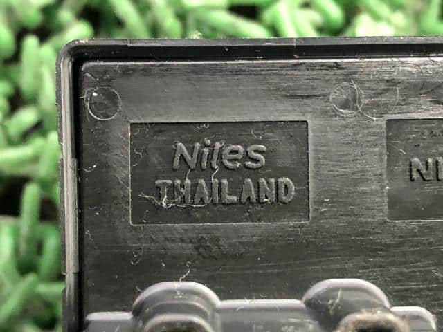 Power Window Switch NISSAN Note 2015 DBA-E12 — photo 3