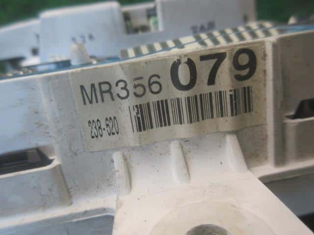 Speedometer MITSUBISHI Minicab 2003 LE-U61 — photo 3