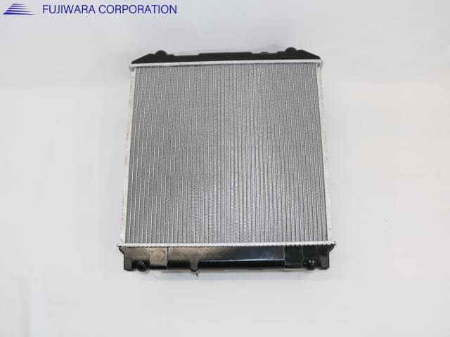 Radiator ISUZU 2002 KR-NKR81EA 5867502021 — photo 2