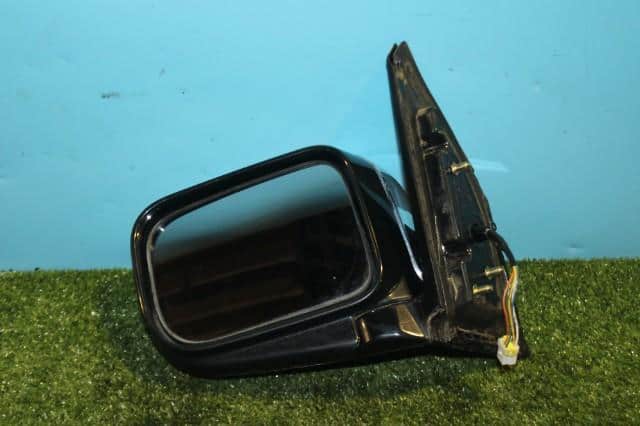 Left Side Mirror MITSUBISHI Dion 2000 TA-CR9W — photo 2
