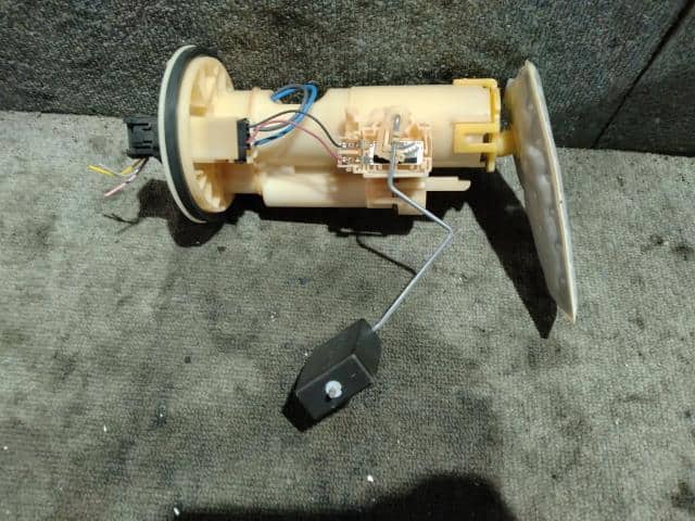 Fuel Pump SUZUKI Alto 2015 DBA-HA36S 1510074810 — photo 2